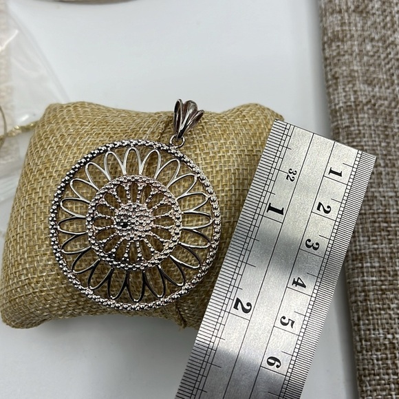 🌟 Vintage Milor Italy 925 Silver Filigree Pendant - Picture 3 of 11